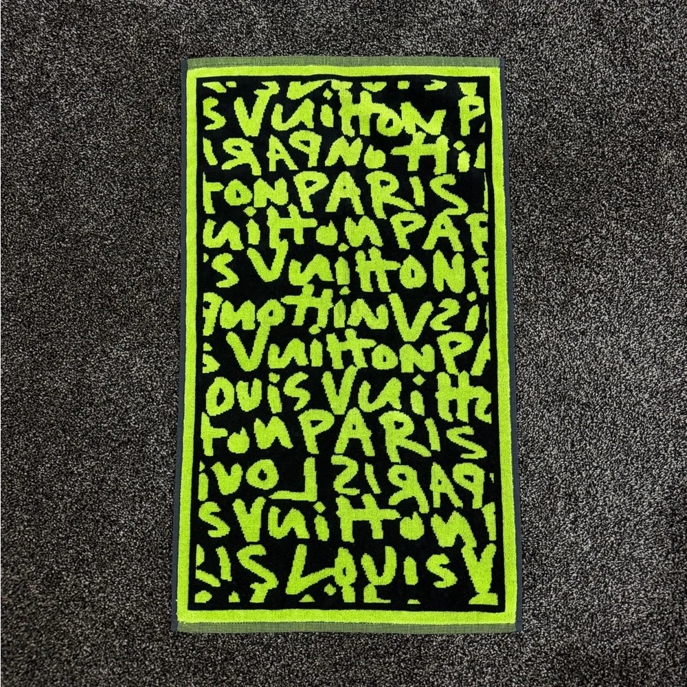 Louis Vuitton x Stephen Sprouse FW08 Graffiti Green / Black Gym Towel
